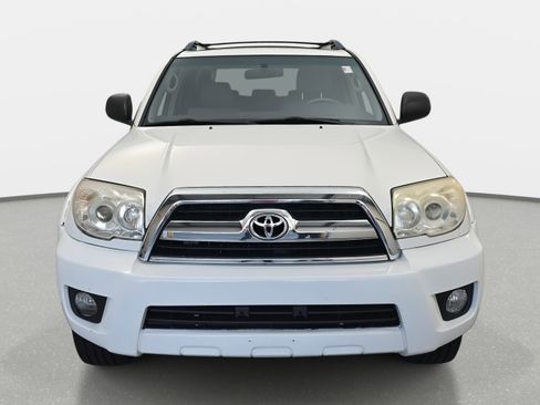 Used 2008 Toyota 4Runner SR5 image 2