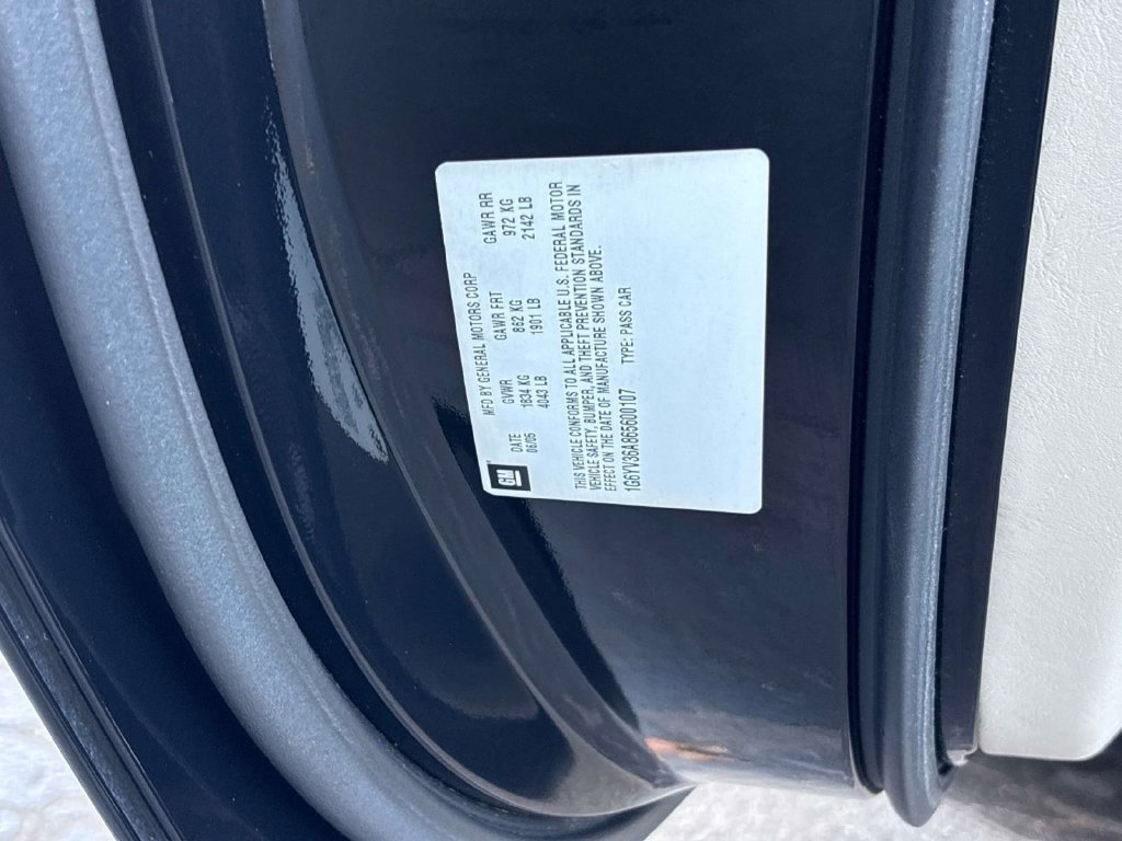 Used 2006 Cadillac XLR RWD image 34