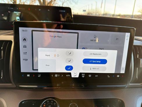 Certified 2025 Ford Expedition Active image 31