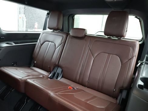 Used 2023 Ford Expedition Max Limited image 20