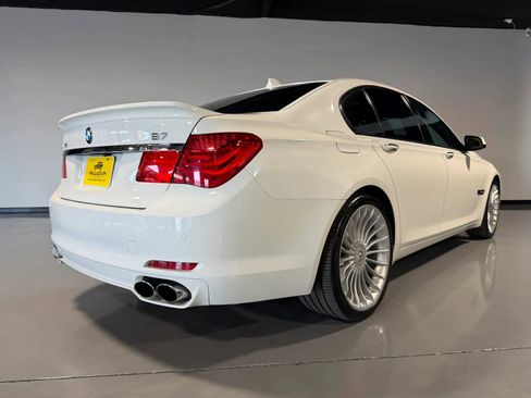 Used 2012 BMW 750i RWD image 6