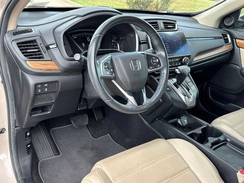 Used 2019 Honda CR-V Touring image 12