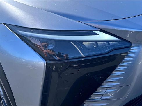 Used 2023 Lexus RZ 450e Premium w/ Technology Package AWD/4WD image 30