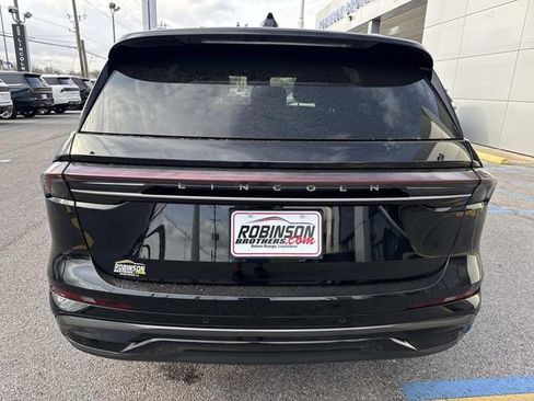 New 2026 Lincoln Nautilus Reserve image 4