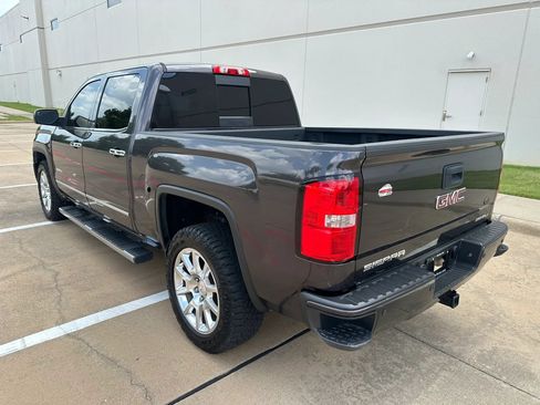 Used 2015 GMC Sierra 1500 Denali w/ Driver Alert Package AWD/4WD image 13