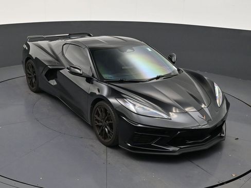 Used 2024 Chevrolet Corvette Stingray Coupe w/ Z51 Performance Package RWD image 19