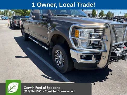 Used 2017 Ford F350 Lariat w/ Lariat Value Package AWD/4WD image 3