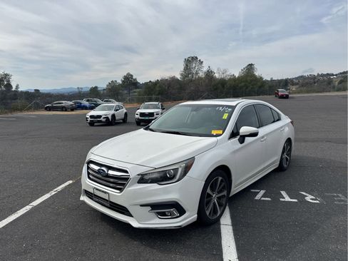 Used 2019 Subaru Legacy 2.5i Limited image 1
