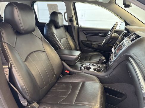 Used 2014 GMC Acadia SLT image 37