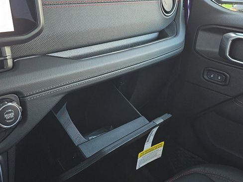 New 2026 Jeep Wrangler Unlimited Rubicon image 30