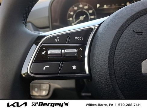 Certified 2026 Kia Seltos EX w/ EX Sunroof Package AWD/4WD image 19