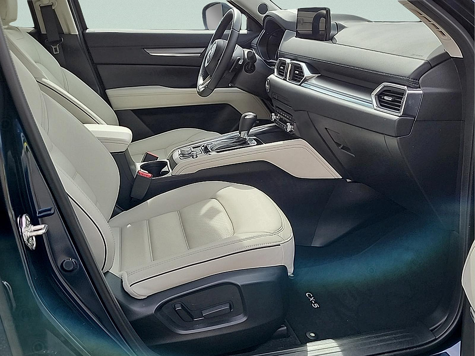 Certified 2025 MAZDA CX-5 AWD 2.5 S w/ Premium Plus Pkg image 10