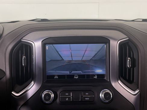Used 2021 GMC Sierra 1500 SLT image 12