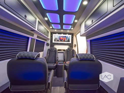 Used 2024 Mercedes-Benz Sprinter 3500 image 17