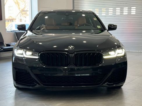 Used 2023 BMW 530i w/ M Sport Package image 2