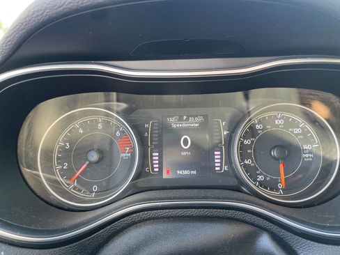 Used 2020 Jeep Cherokee Latitude image 7