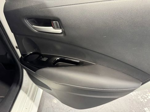 Used 2020 Toyota Corolla SE w/ Protection Package image 9