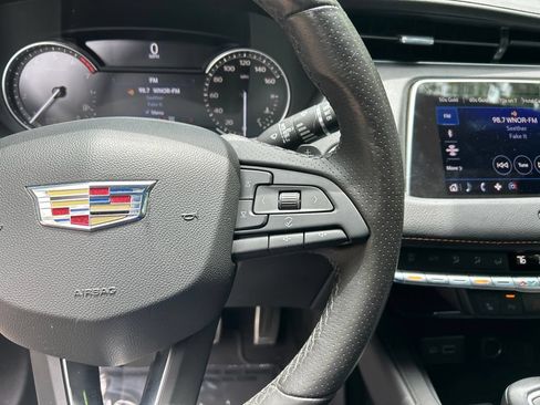 Used 2019 Cadillac XT4 Sport w/ Cold Weather Package AWD/4WD image 22