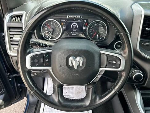 Used 2022 RAM 1500 Big Horn AWD/4WD image 16