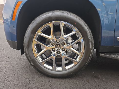 New 2026 GMC Yukon XL Elevation image 11