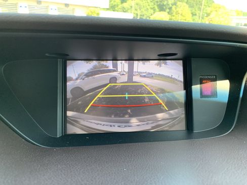 Used 2018 Lexus ES 350 w/ Luxury Package w/Wood Trim FWD image 23
