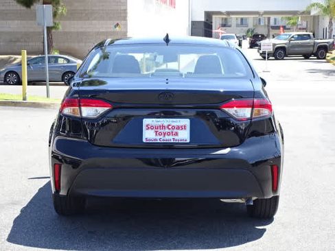Used 2026 Toyota Corolla LE w/ Carpet Mat Package (TMS) FWD image 14