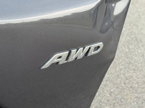 Used 2020 Honda CR-V LX image 11