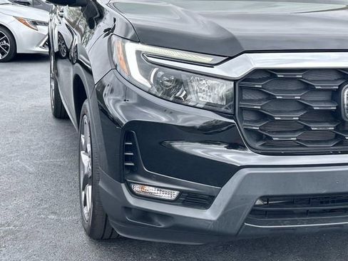 Used 2023 Honda Passport EX-L image 10