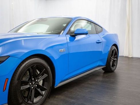 Used 2025 Ford Mustang GT image 31