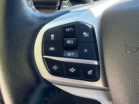 Used 2021 Ford Explorer Limited w/ Class III Trailer Tow Package AWD/4WD image 31