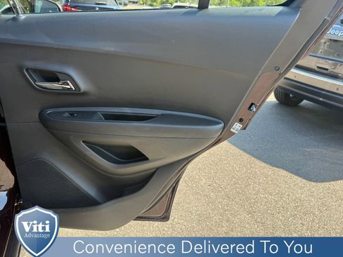 Used 2020 Chevrolet Trax LS w/ Tint and Cruise Package AWD/4WD image 24