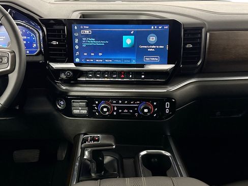 Used 2025 Chevrolet Silverado 1500 High Country w/ Midnight Edition image 26