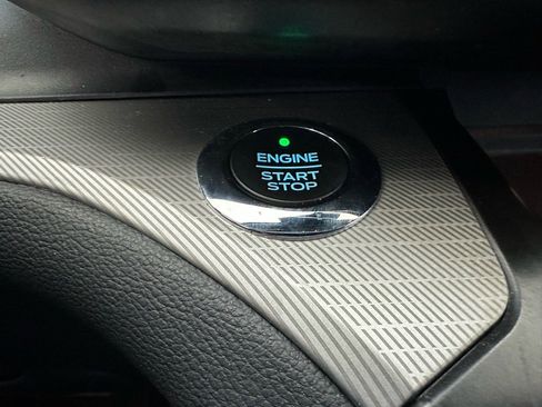 Certified 2020 Ford Explorer XLT w/ Equipment Group 202A image 45