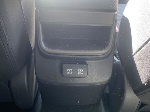Used 2020 Subaru Outback Premium AWD/4WD image 23