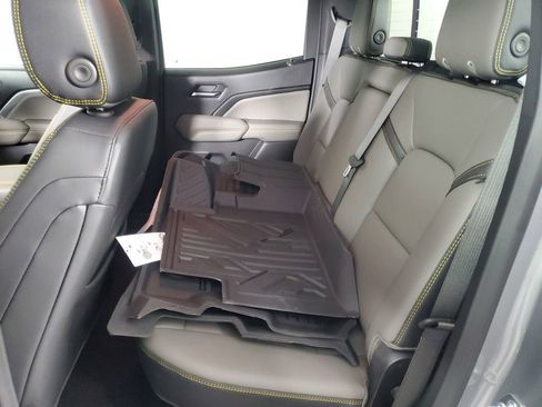 New 2026 Chevrolet Colorado ZR2 w/ ZR2 Bison Edition image 15