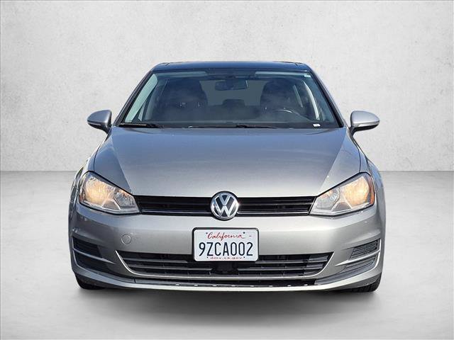 Used 2017 Volkswagen Golf 4-Door FWD image 2
