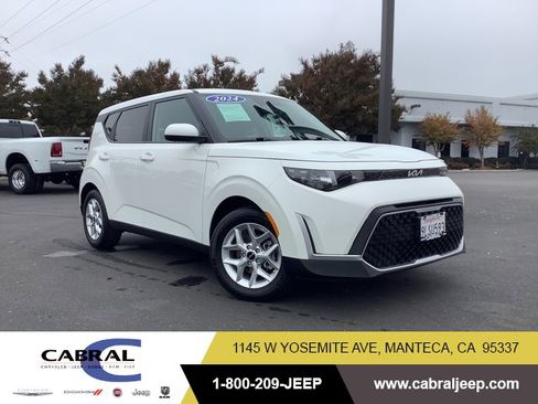 Used 2024 Kia Soul LX w/ Option Group 015 image 1