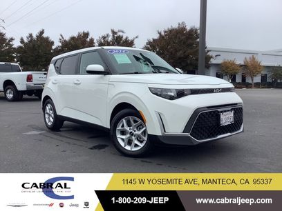 Used 2024 Kia Soul LX w/ Option Group 015