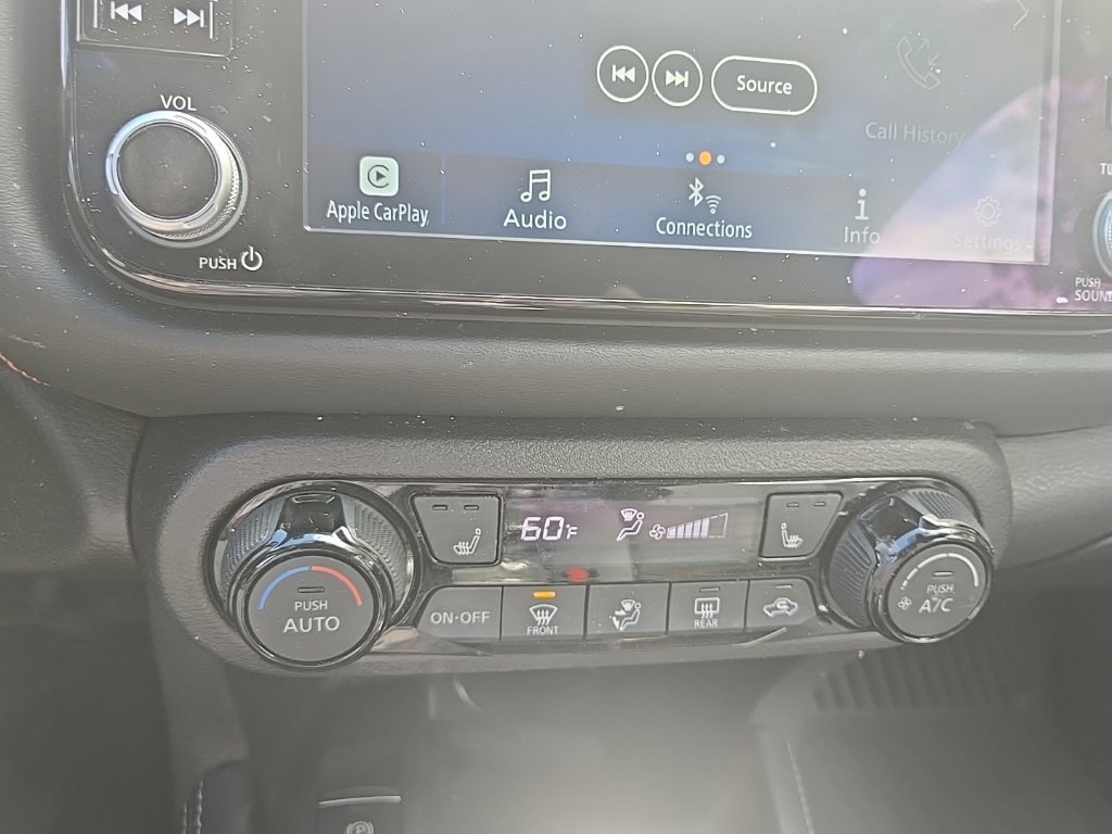 Used 2024 Nissan Kicks SR w/ SR Premium Package FWD image 20