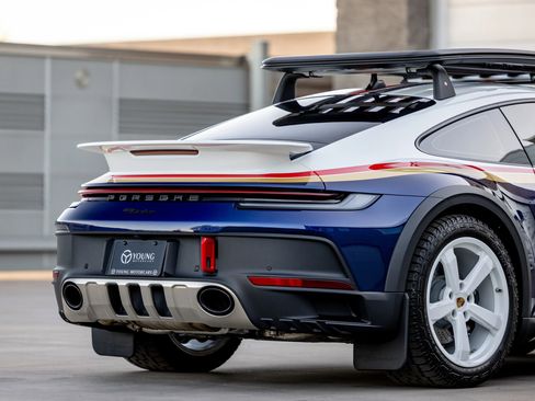Used 2024 Porsche 911 Dakar AWD/4WD image 33