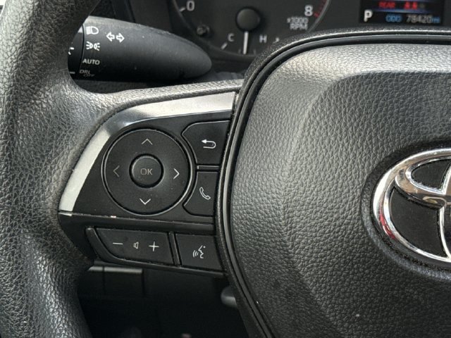 Used 2025 Toyota Corolla LE FWD image 13
