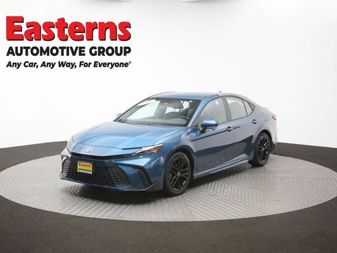 Used 2025 Toyota Camry SE FWD image 56