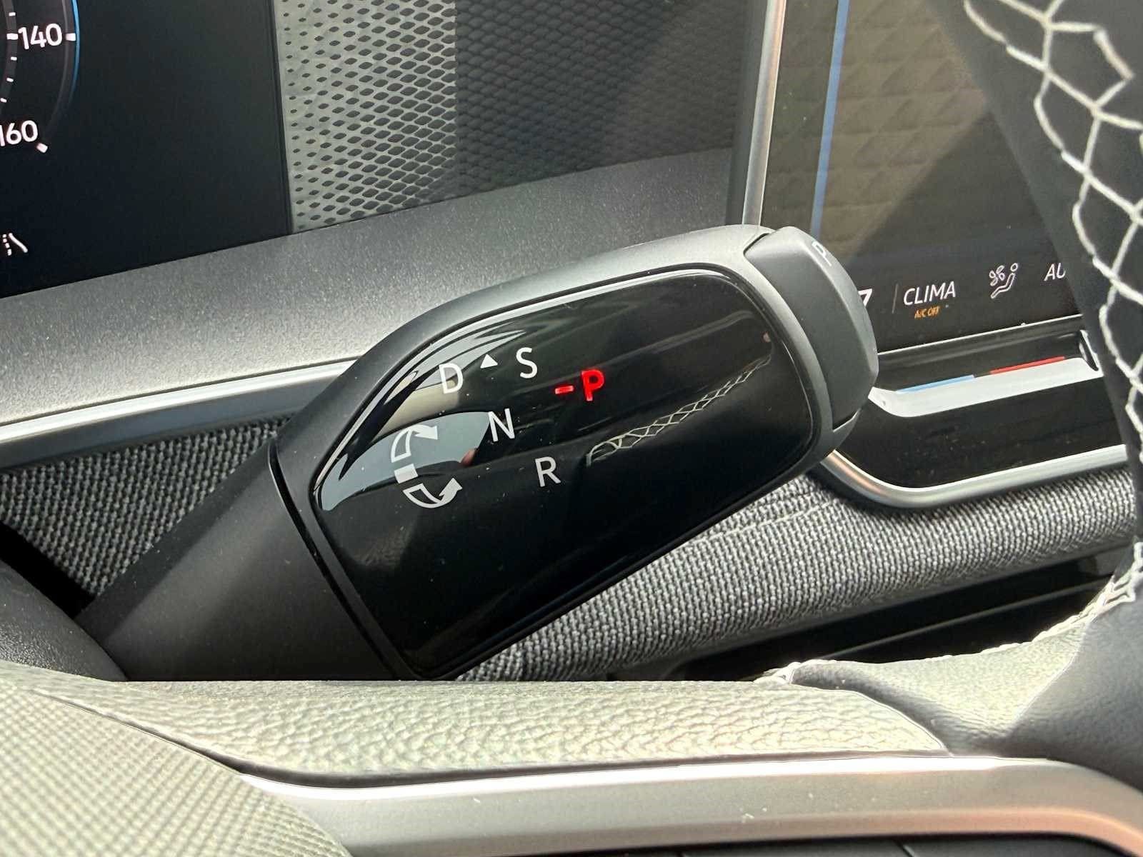 New 2026 Volkswagen Tiguan S AWD/4WD image 17