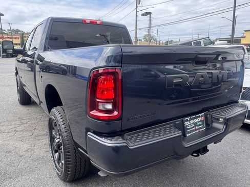 New 2026 RAM 2500 Big Horn AWD/4WD image 5