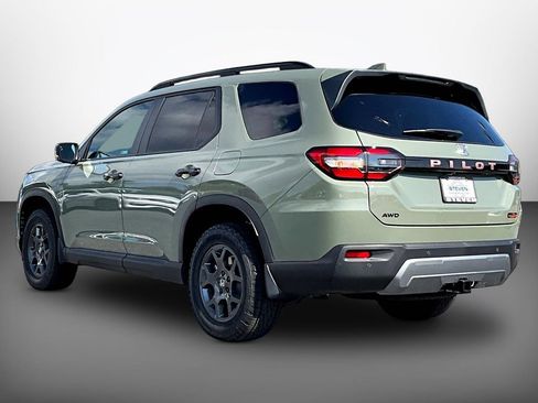 New 2026 Honda Pilot TrailSport image 4