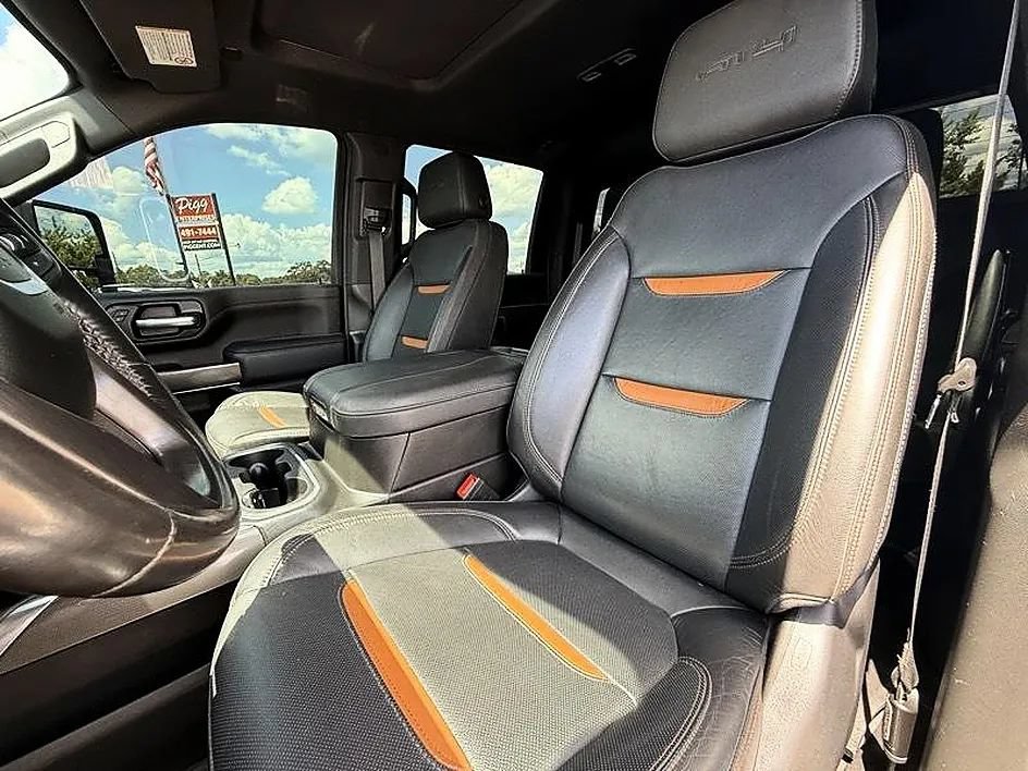 Used 2023 GMC Sierra 2500 AT4 w/ AT4 Premium Plus Package AWD/4WD image 19