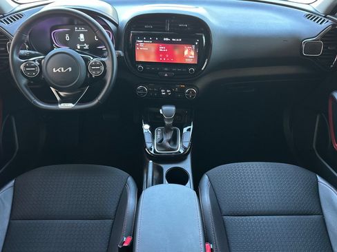 Certified 2025 Kia Soul GT-Line FWD image 13