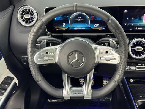 Used 2021 Mercedes-Benz GLA 35 AMG 4MATIC image 20