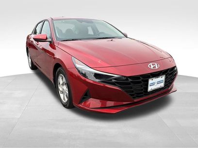 Used 2023 Hyundai Elantra SE