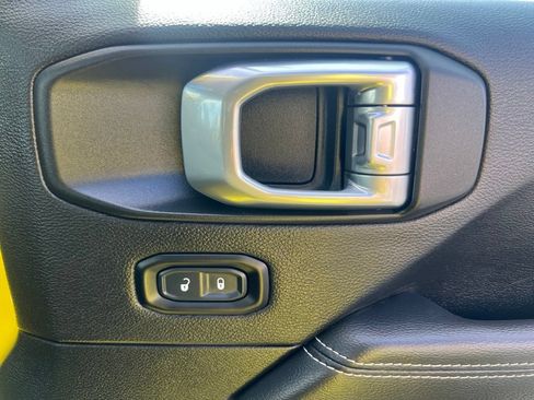 Used 2023 Jeep Wrangler Unlimited Sahara AWD/4WD image 42
